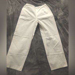 White Giorgio Armani Women’s Pants. Size 8.